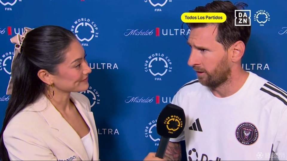 浩瀚体育平台入口-塔图姆技术犯规送分，梅西主帅怒摔战术板！